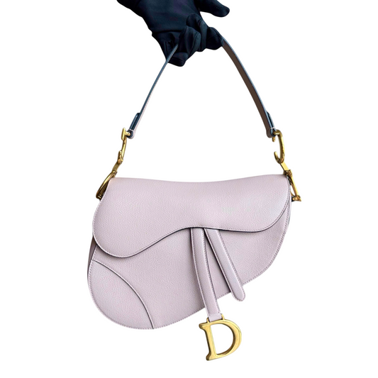 Kovancy Saddle Medium - Rose clair caviar, finitions dorées