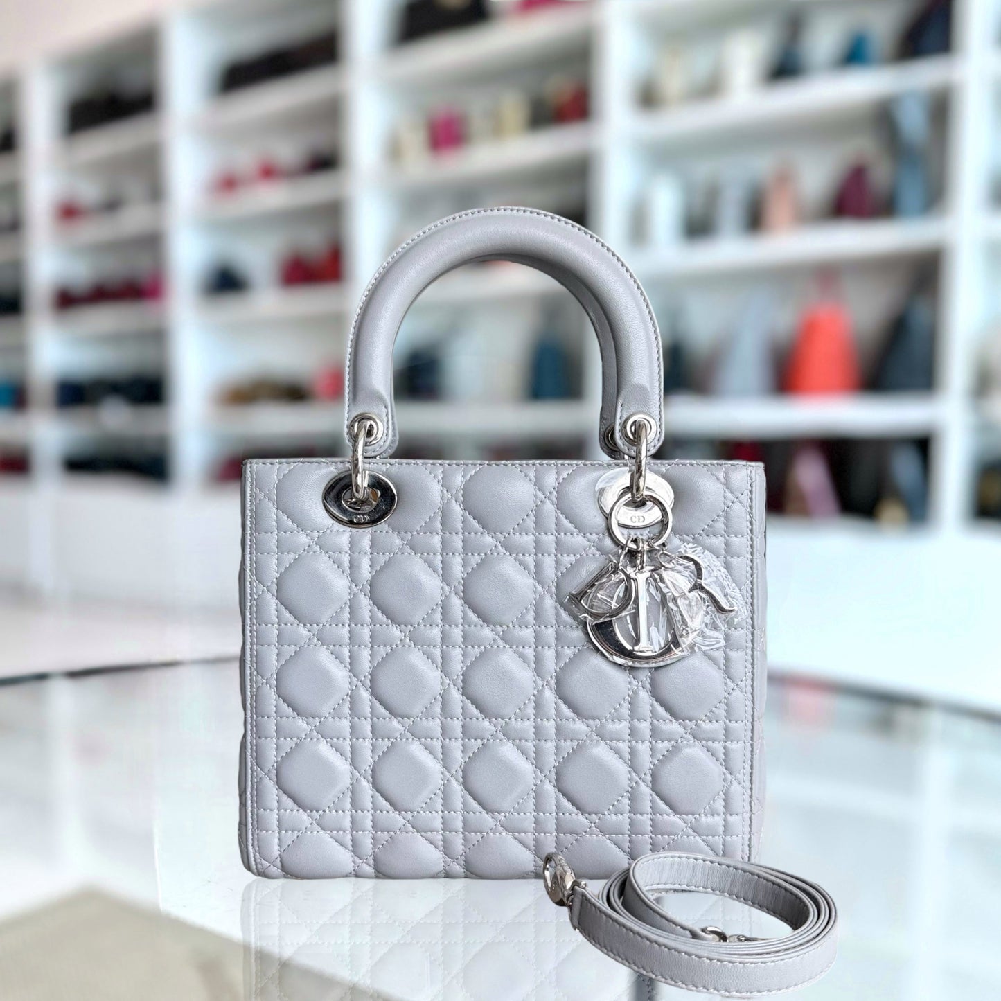 Kovancy Lady Moyen - Cuir d'agneau Cannage Gris Gris Quincaillerie argentée