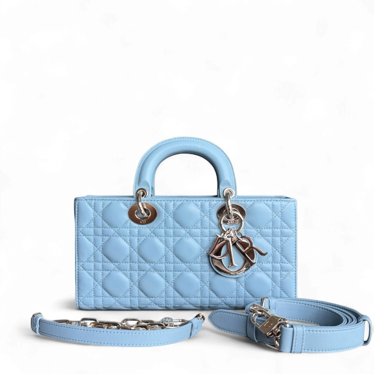 Kovancy D-Joy Medium - Cuir d'agneau Cannage Bleu clair Bleu bébé Ferrures dorées