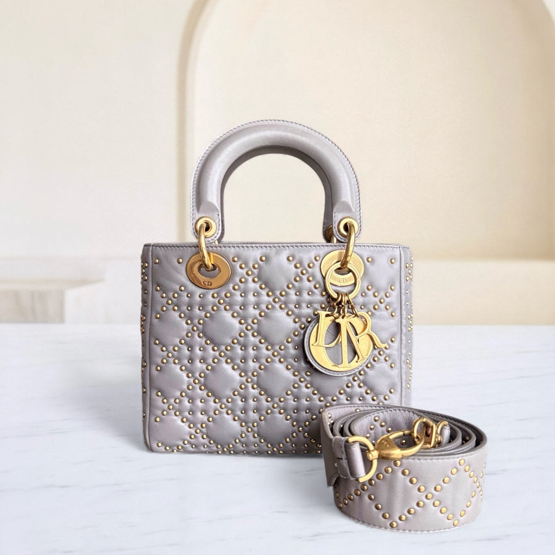 Kovancy Lady Petit - Cuir d'agneau clouté Cannage Gris Gris Quincaillerie dorée