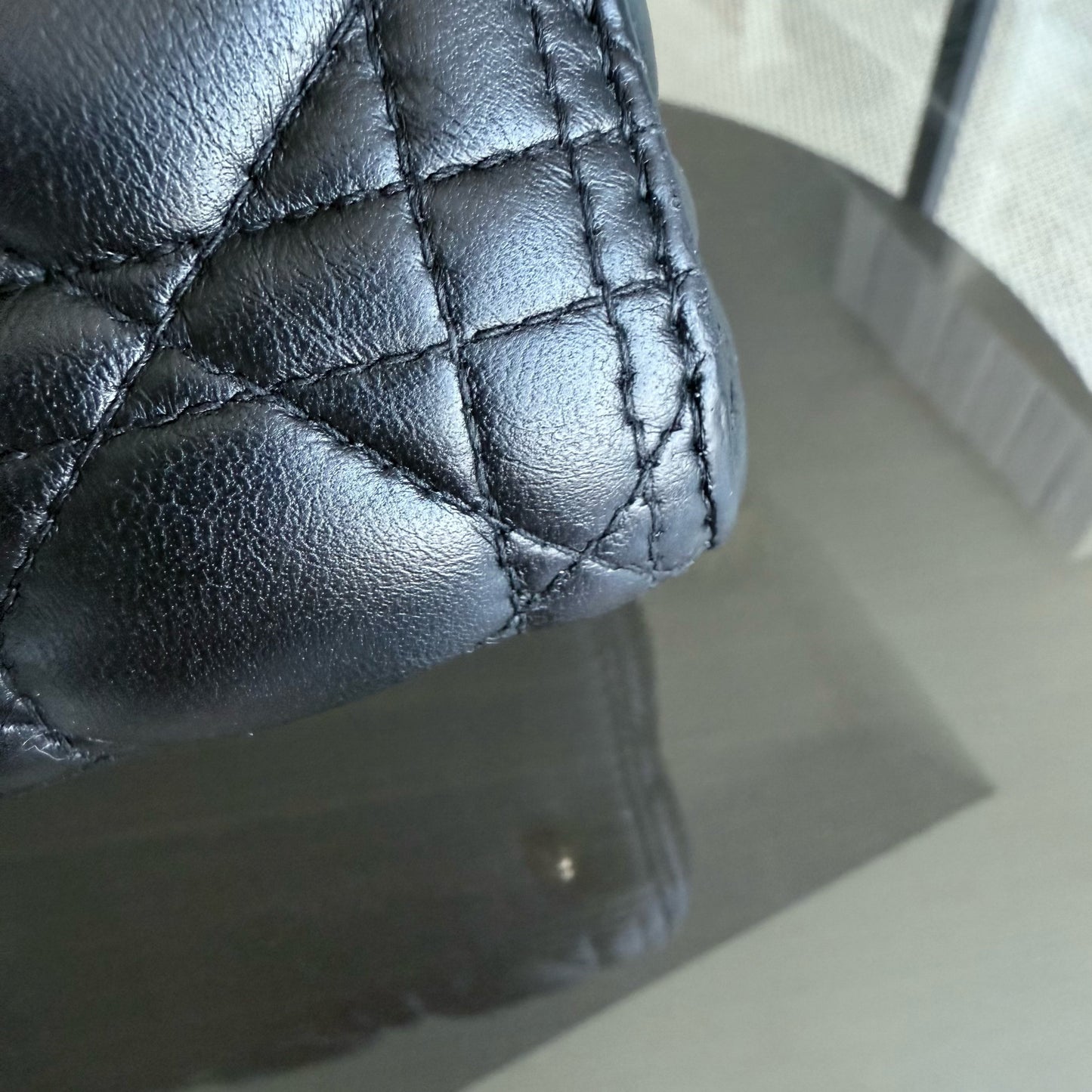 Kovancy Lady Moyen - Cuir d'agneau Cannage noir et matériel doré