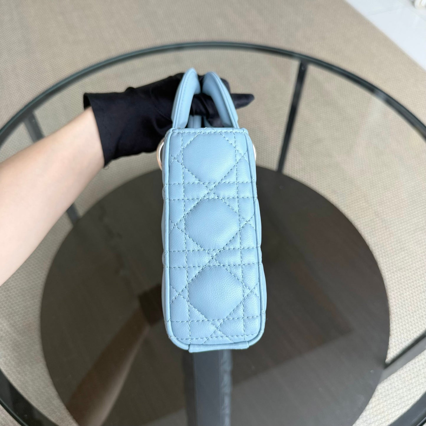 Kovancy D-Joy Medium - Cuir d'agneau Cannage Bleu clair Bleu bébé Ferrures dorées