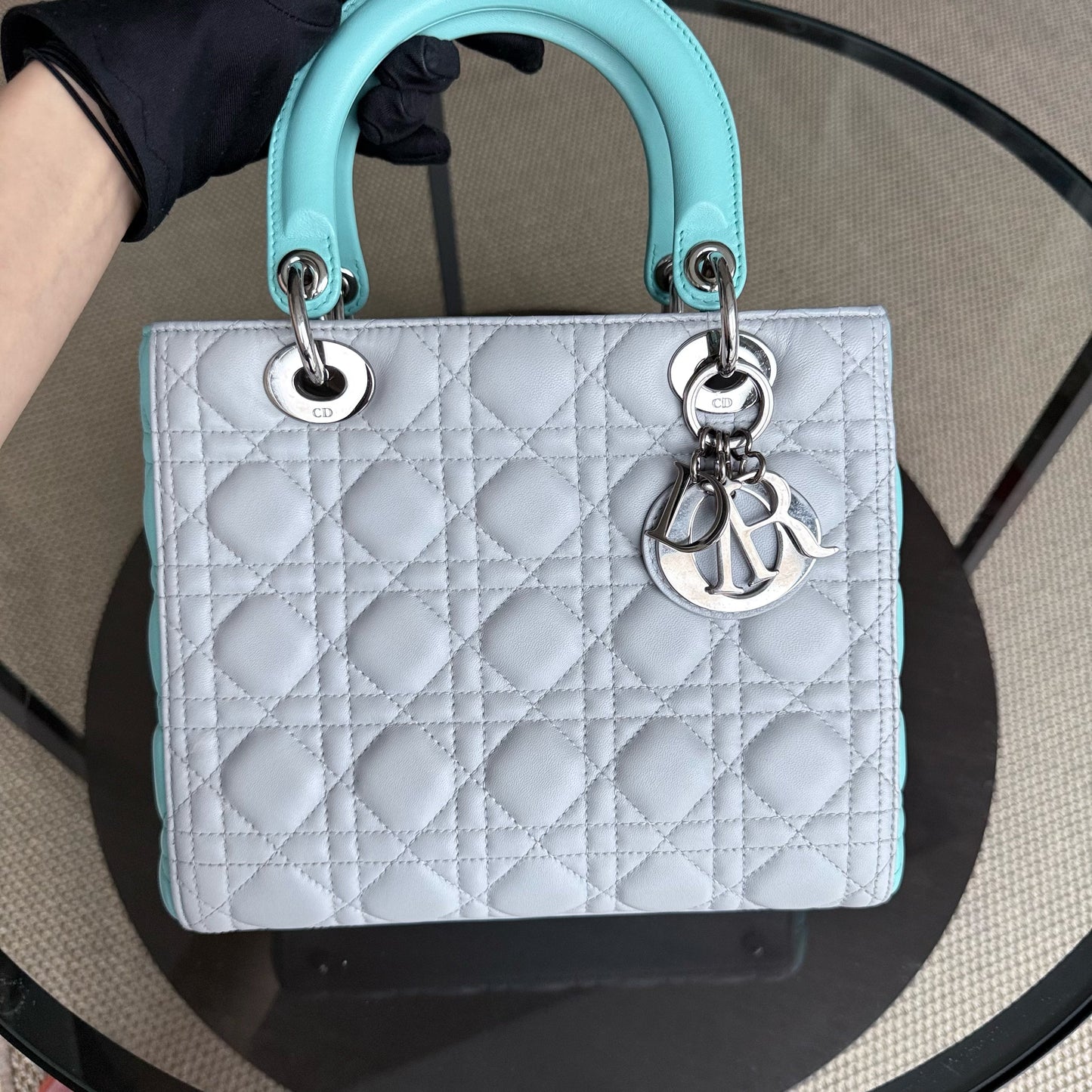 Kovancy Lady Moyen - Cuir d'agneau Cannage bicolore cyan gris gris matériel argenté