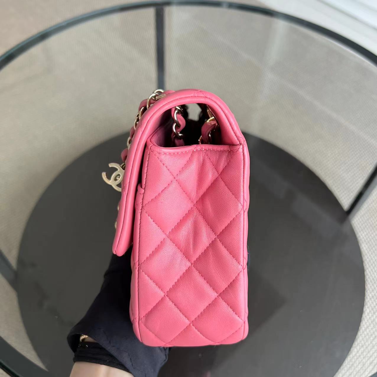 CHANEL Classic Flap Medium
