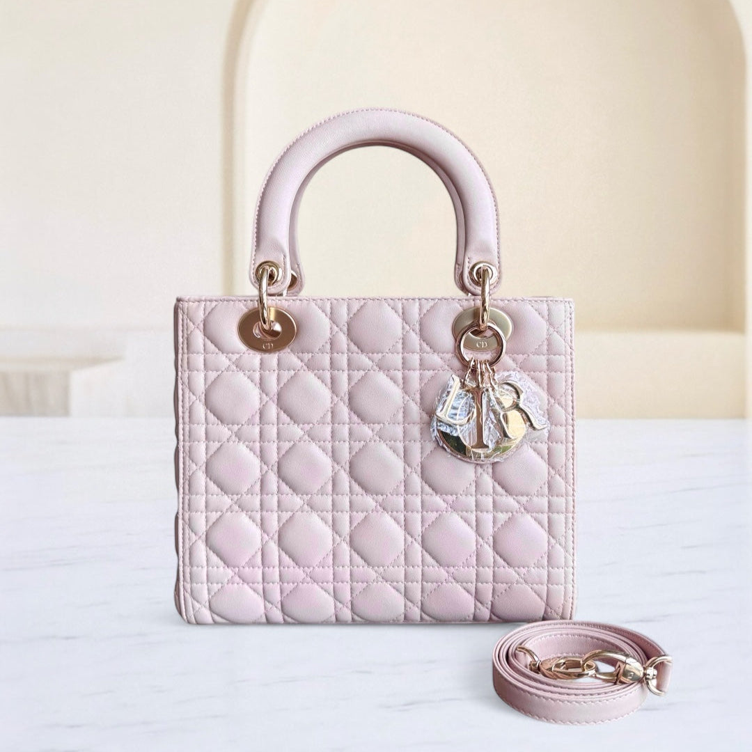 Kovancy Lady Cuir d'agneau Cannage moyen rose clair, accessoires dorés