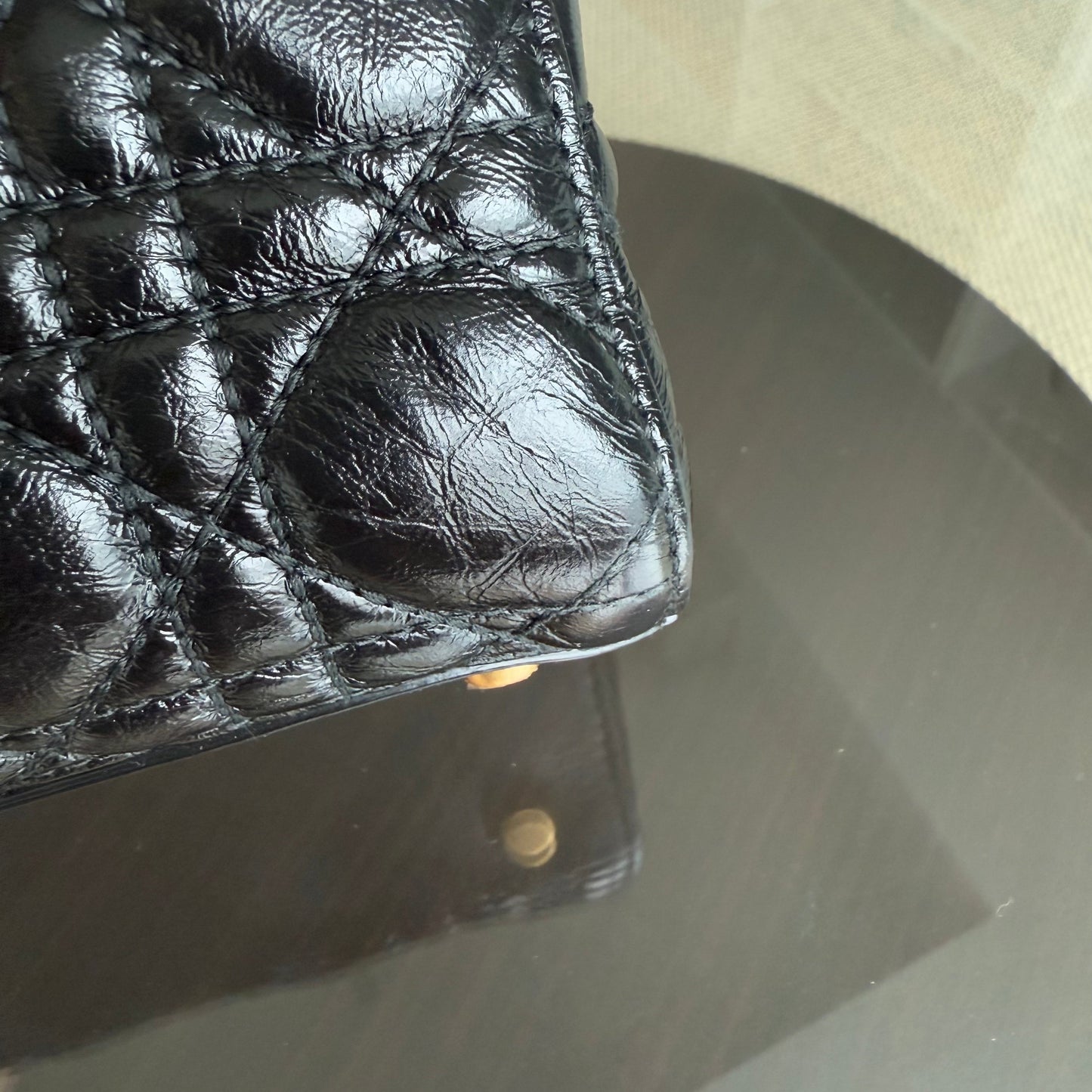 Kovancy Lady Petit modèle - Cuir de veau glacé Cannage, finitions noires et dorées