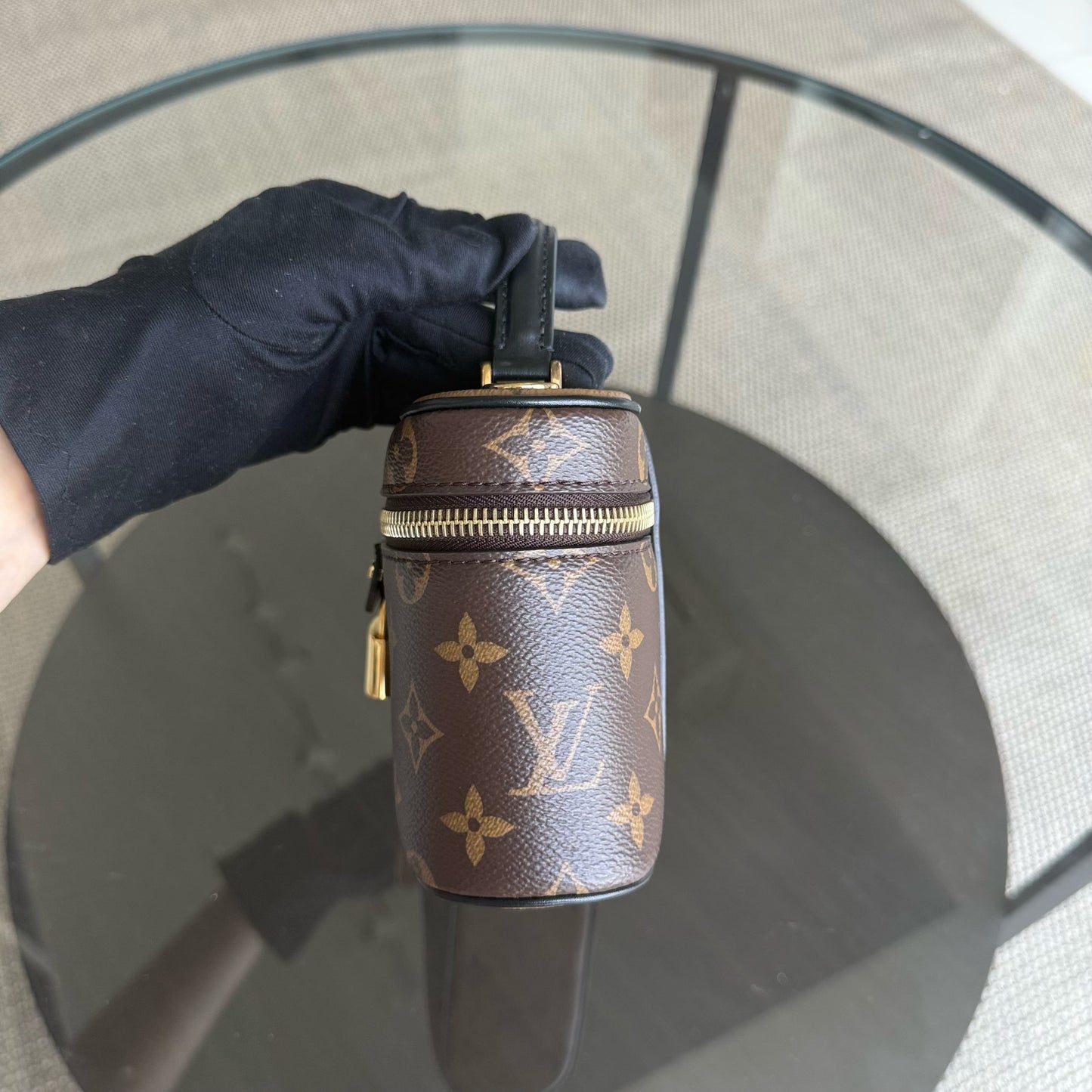 LVT Vanity Chain Pouch Monogram