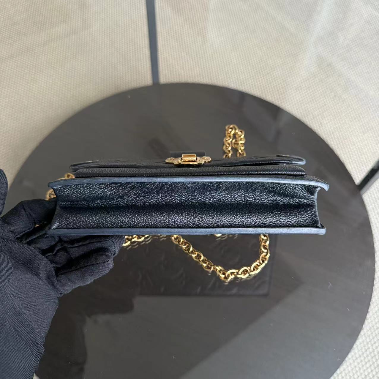 LVT Vavin Chain WOC Chain Wallet Empreinte Black Gold Hardware Black