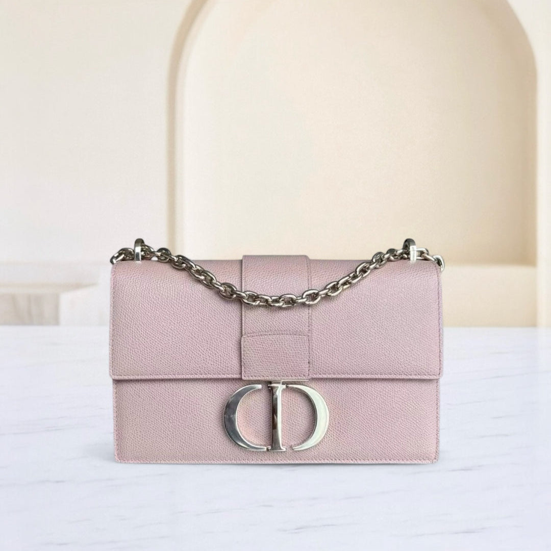 Kovancy Sac Chaine 30 Montaigne - Cuir de Veau Grainé Caviar Nude Rose Accastillage Doré