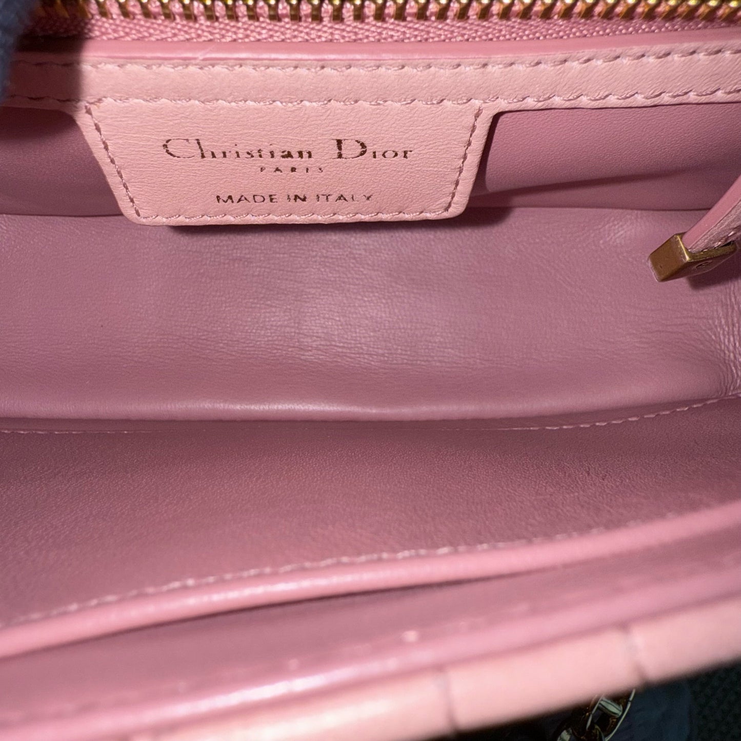 Kovancy Caro Small - Cuir de veau Cannage bicolore Accastillage or rose 20 cm