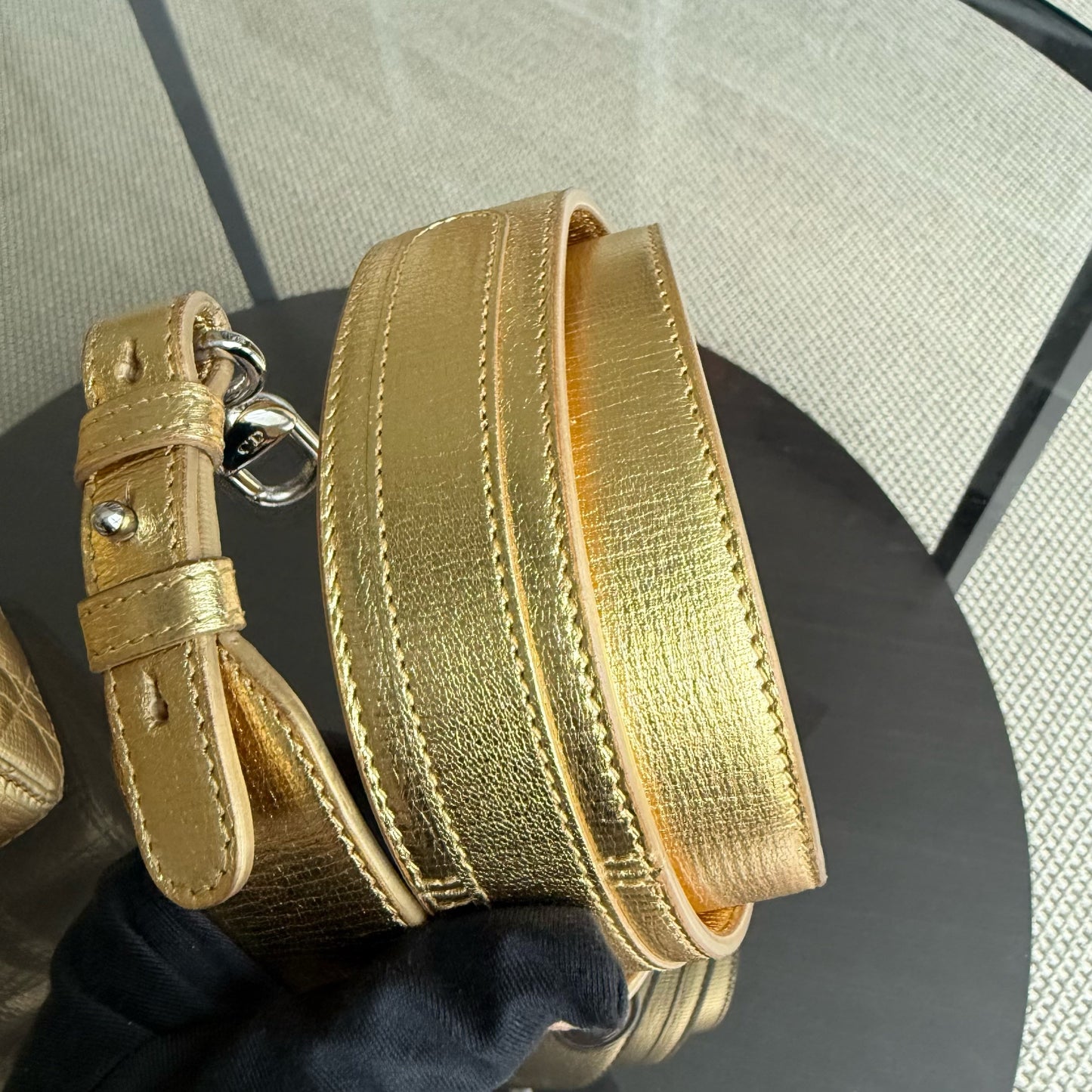 Kovancy Lady Petit - Cuir de veau métallisé Cannage, accessoires dorés et argentés