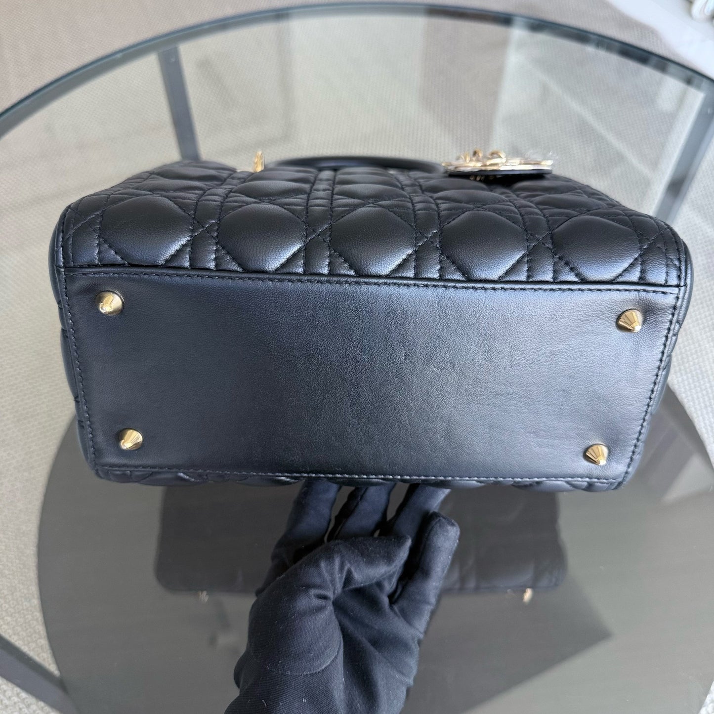 Kovancy Lady Moyen - Cuir d'agneau Cannage noir et matériel doré