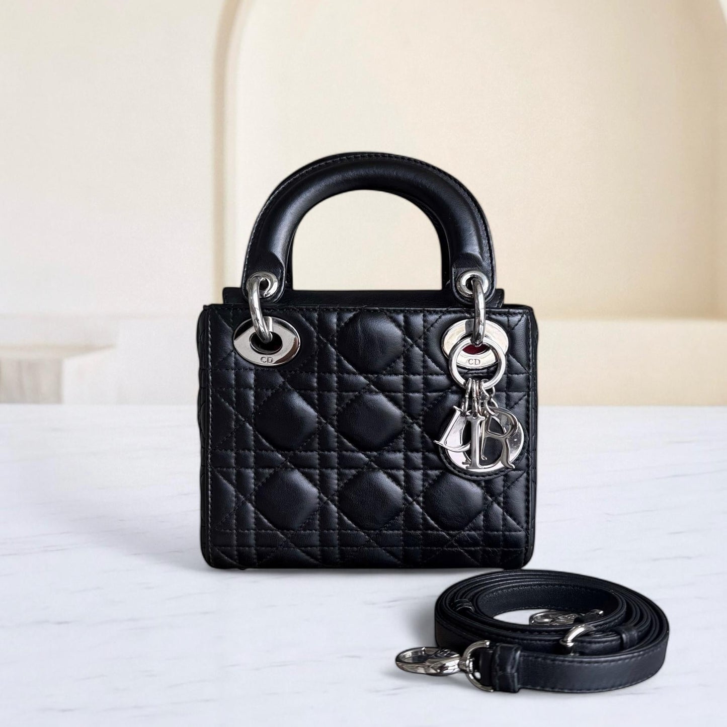 Kovancy Lady Mini - Sangle réglable en cuir d'agneau Cannage noir et argent