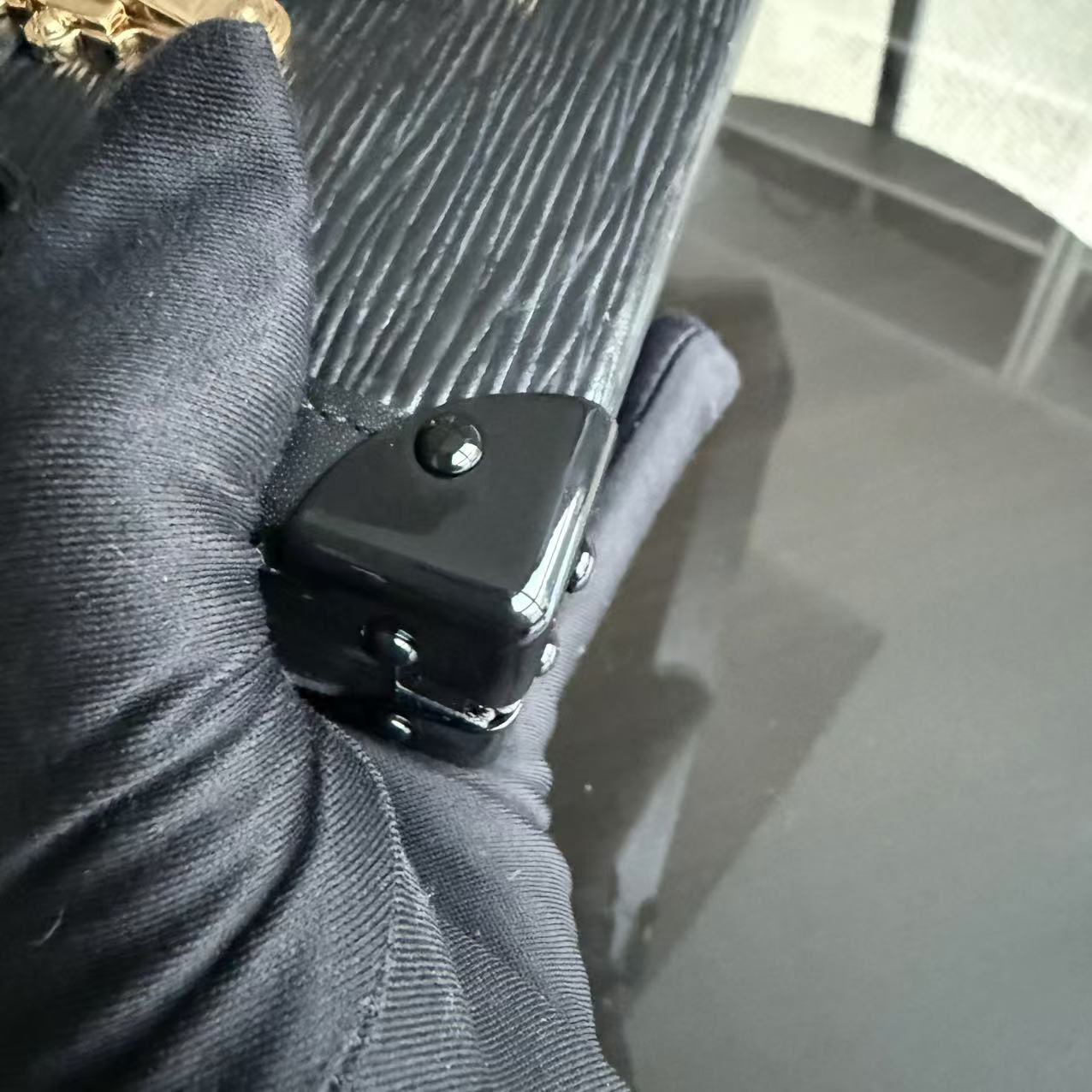 Kovancy Petite Malle - Sac bandoulière en cuir noir EPI
