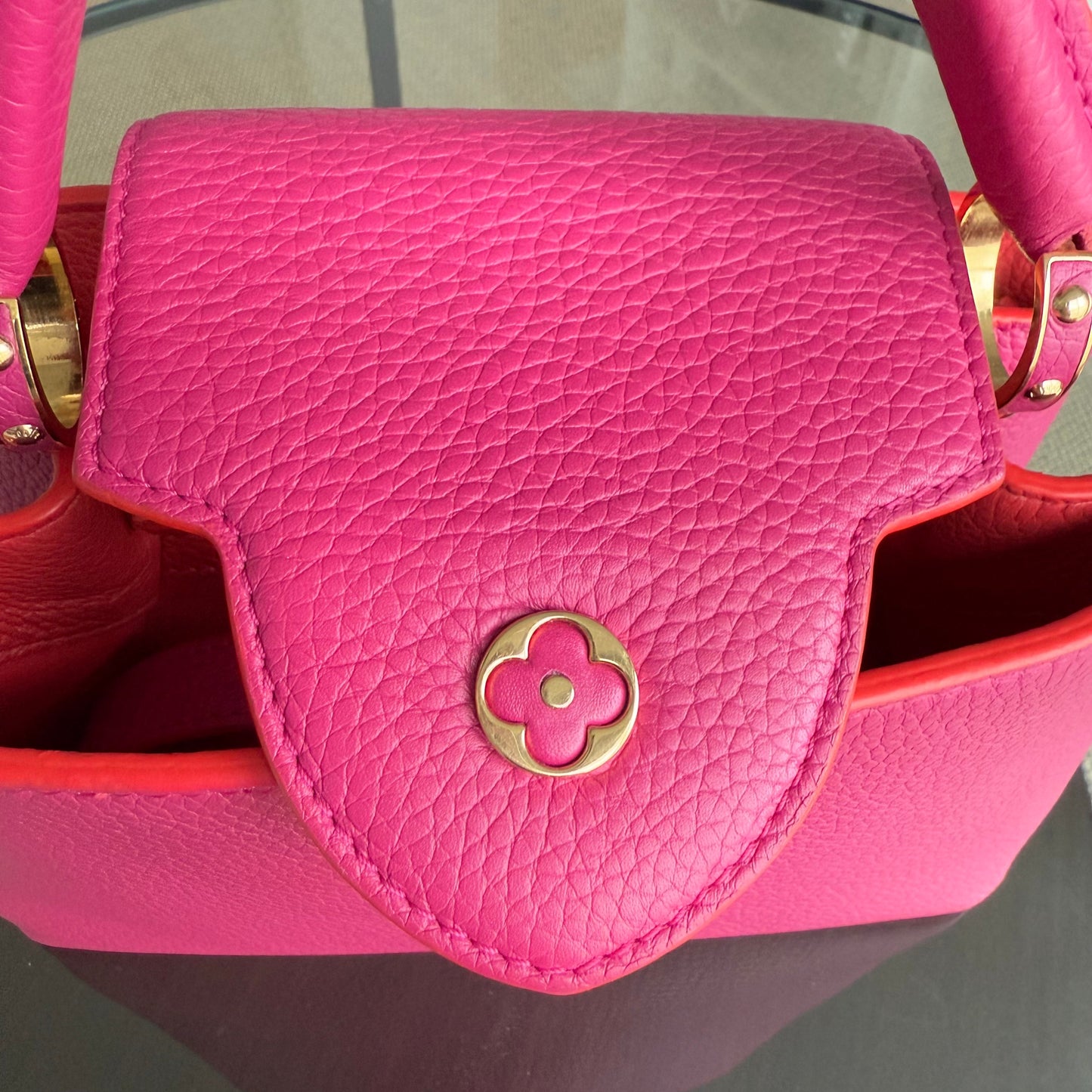 LV Capucines BB - 27CM Grained calfskin Hot pink Gold-tone hardware