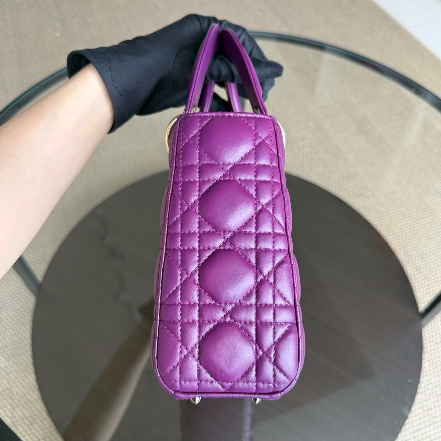 Kovancy Lady Petit ABC - Cuir d'agneau Cannage violet et matériel doré MyABC