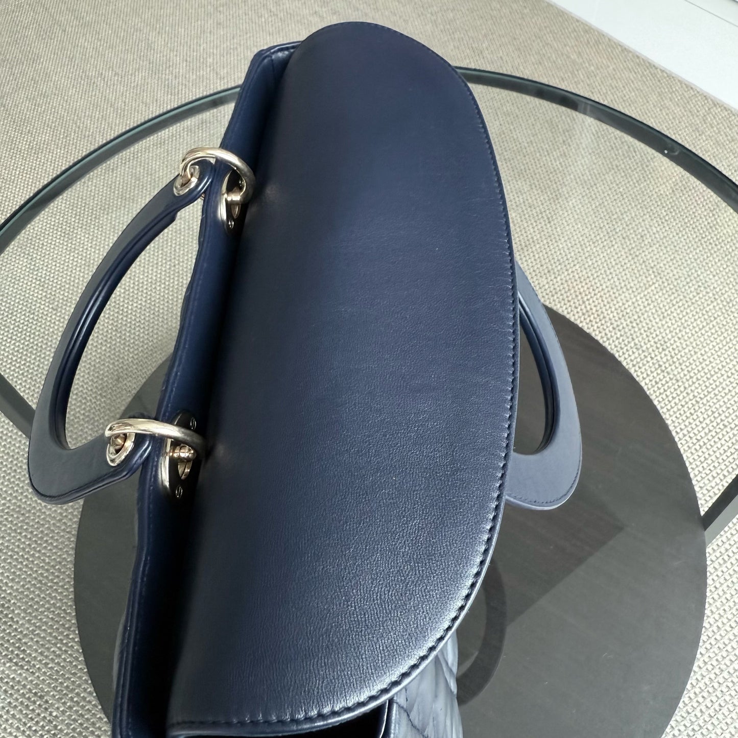 Kovancy Lady Grand rabat - Cuir d'agneau Canange bleu foncé, accessoires dorés