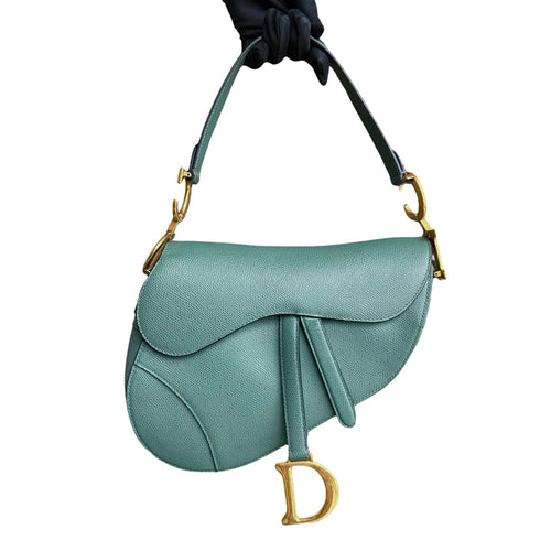 Kovancy Saddle Medium - Cuir de veau grainé 25CM Haze Green Hardware doré