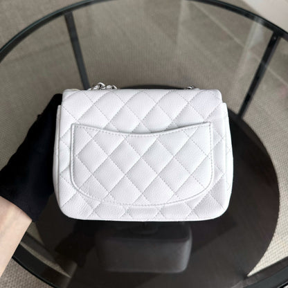 Classic Flap Square