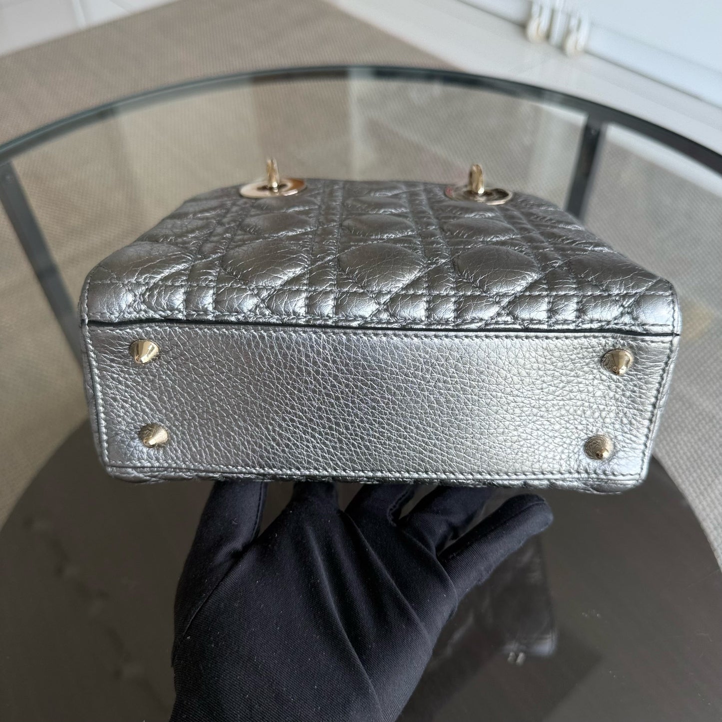 Kovancy Lady Petit modèle - Cuir de veau gris cannage, finitions dorées