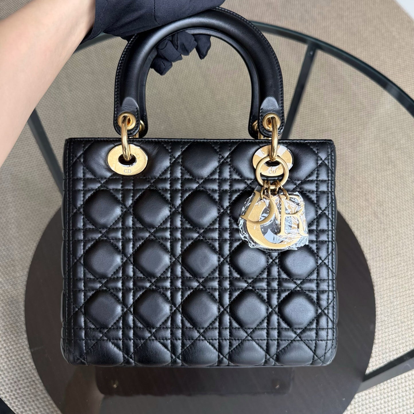 Kovancy Lady Moyen - Cuir d'agneau Cannage noir Quincaillerie dorée SANS SANGLE