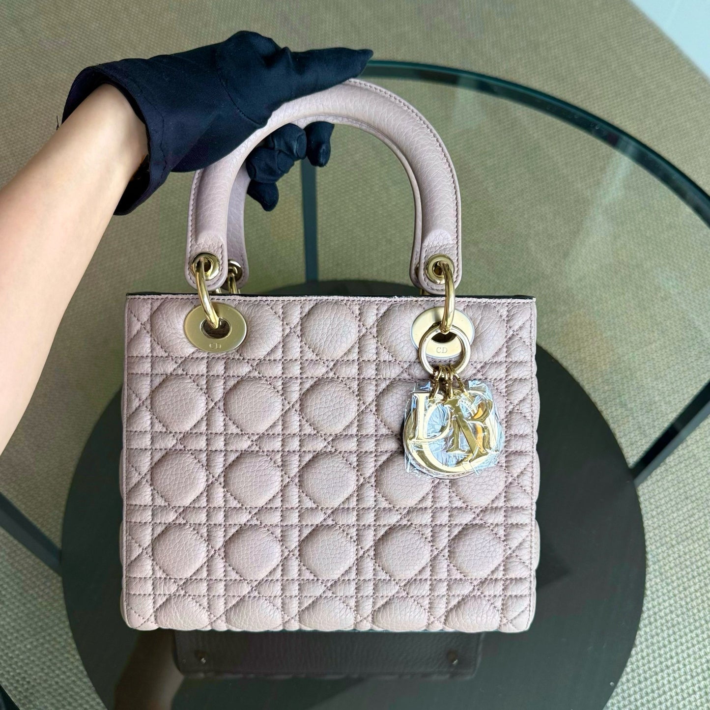 Kovancy Lady Rabat moyen - Cuir de veau grainé Cannage, rose nude, matériel doré
