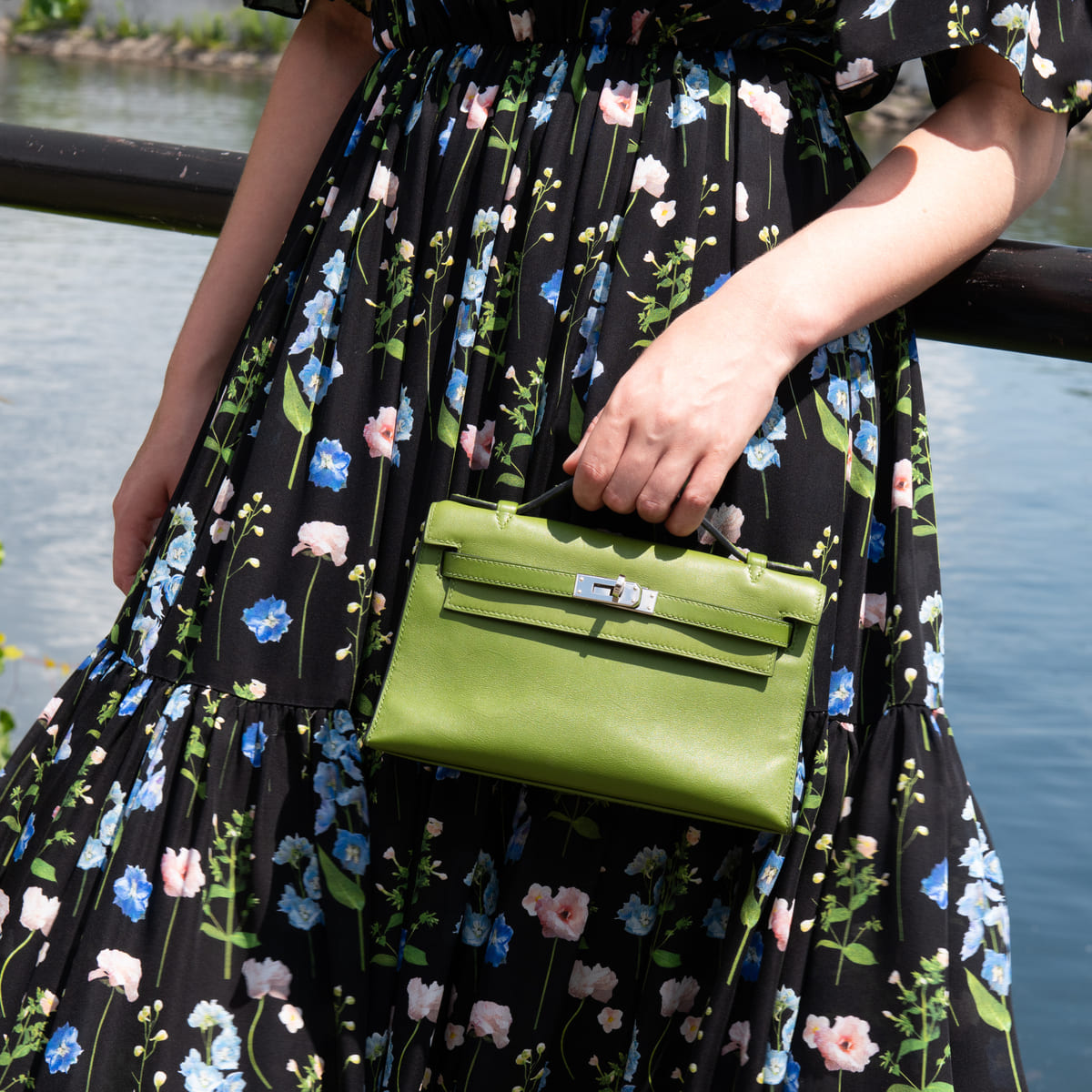 HMS Green Lawn Swift Kelly Clutch