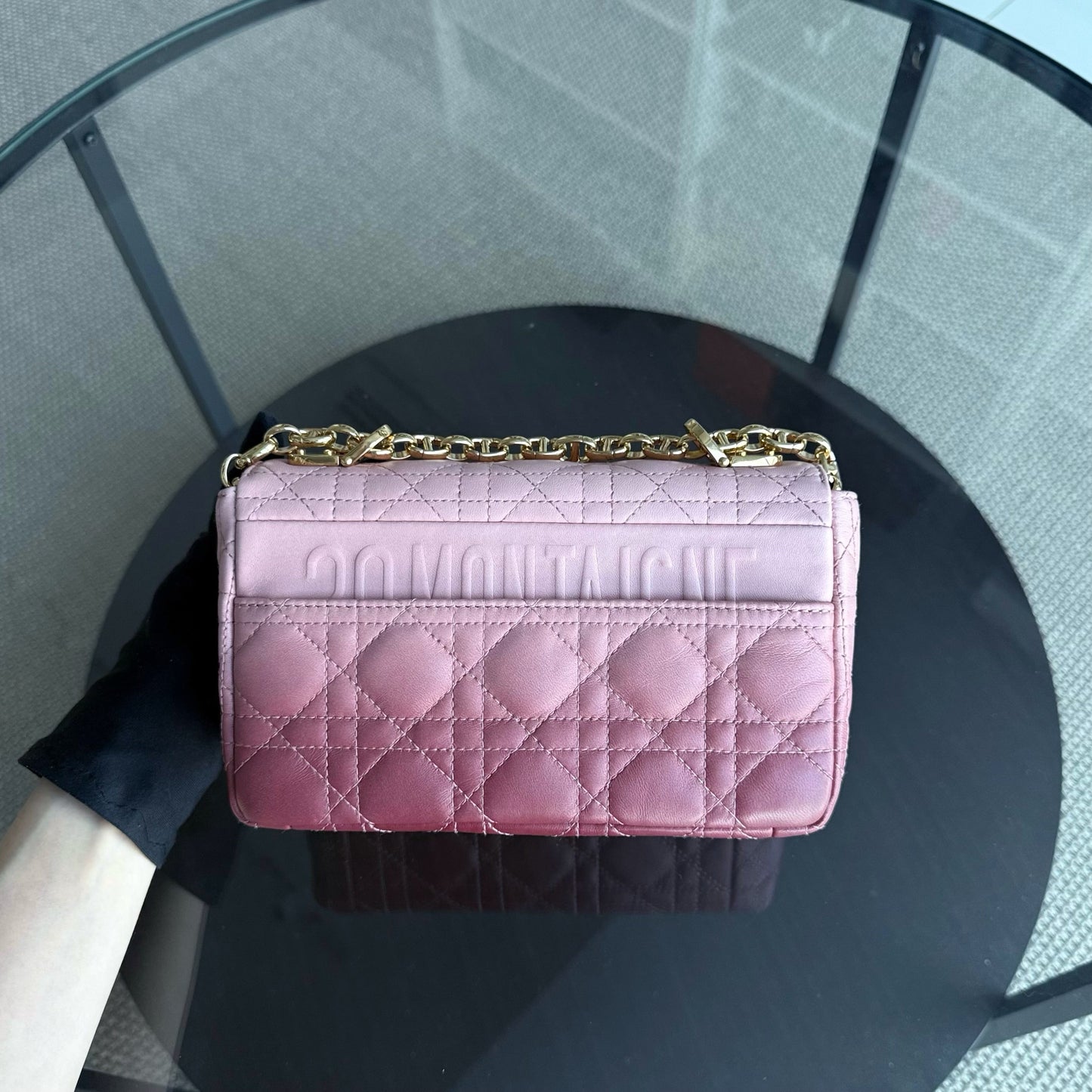 Kovancy Caro Small - Cuir de veau Cannage bicolore Accastillage or rose 20 cm