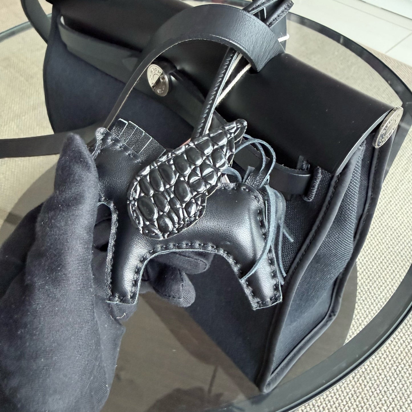 Kovancy Sac Herbag Zip 31 en toile unie noire PHW