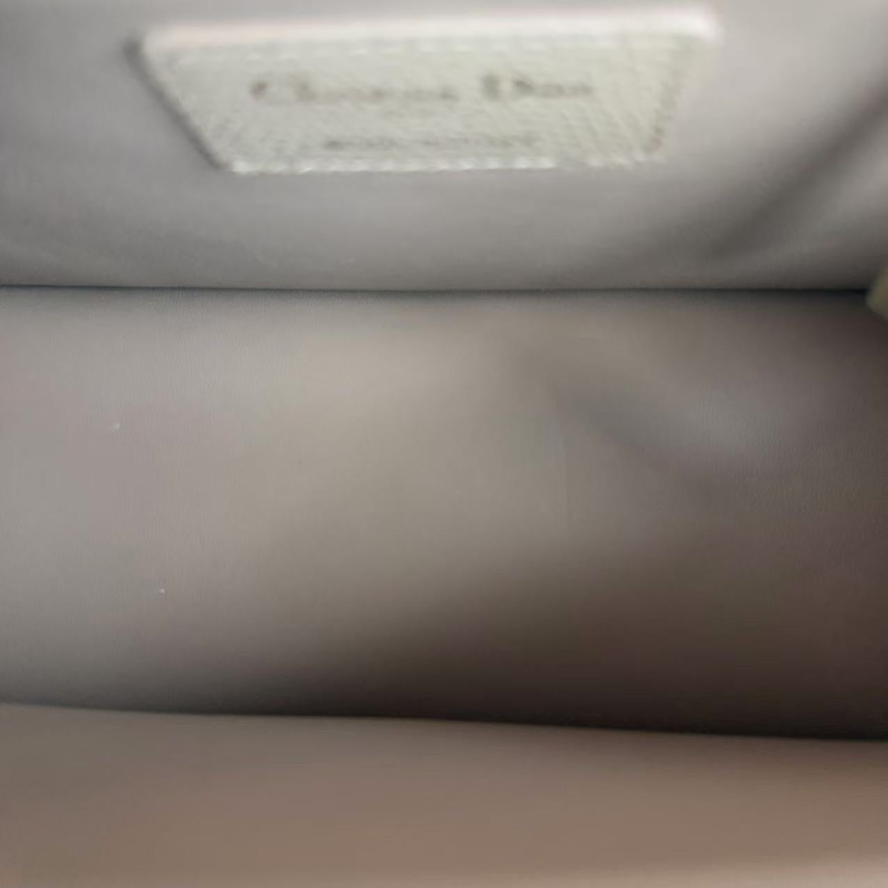 Kovancy Sac Chaine 30 Montaigne - Cuir de Veau Grainé Caviar Nude Rose Accastillage Doré