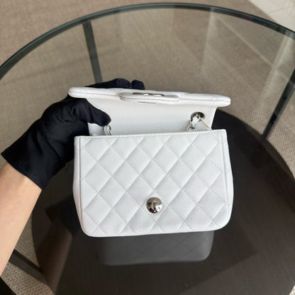 Classic Flap Square