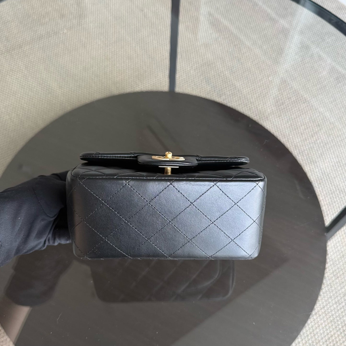 Kovancy Classic Flap Mini Square