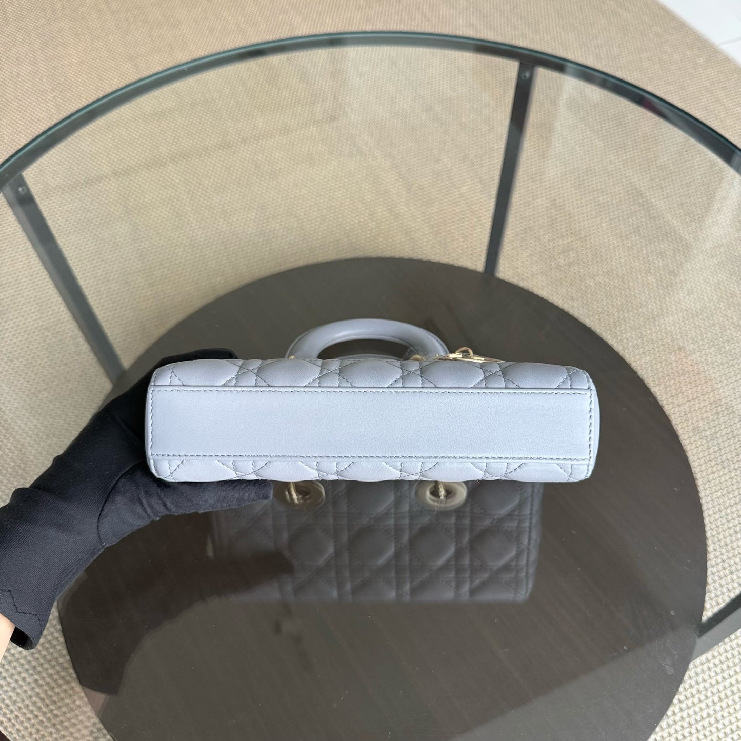 Kovancy Lady D-Joy Small - Cuir d'agneau Cannage gris, quincaillerie dorée