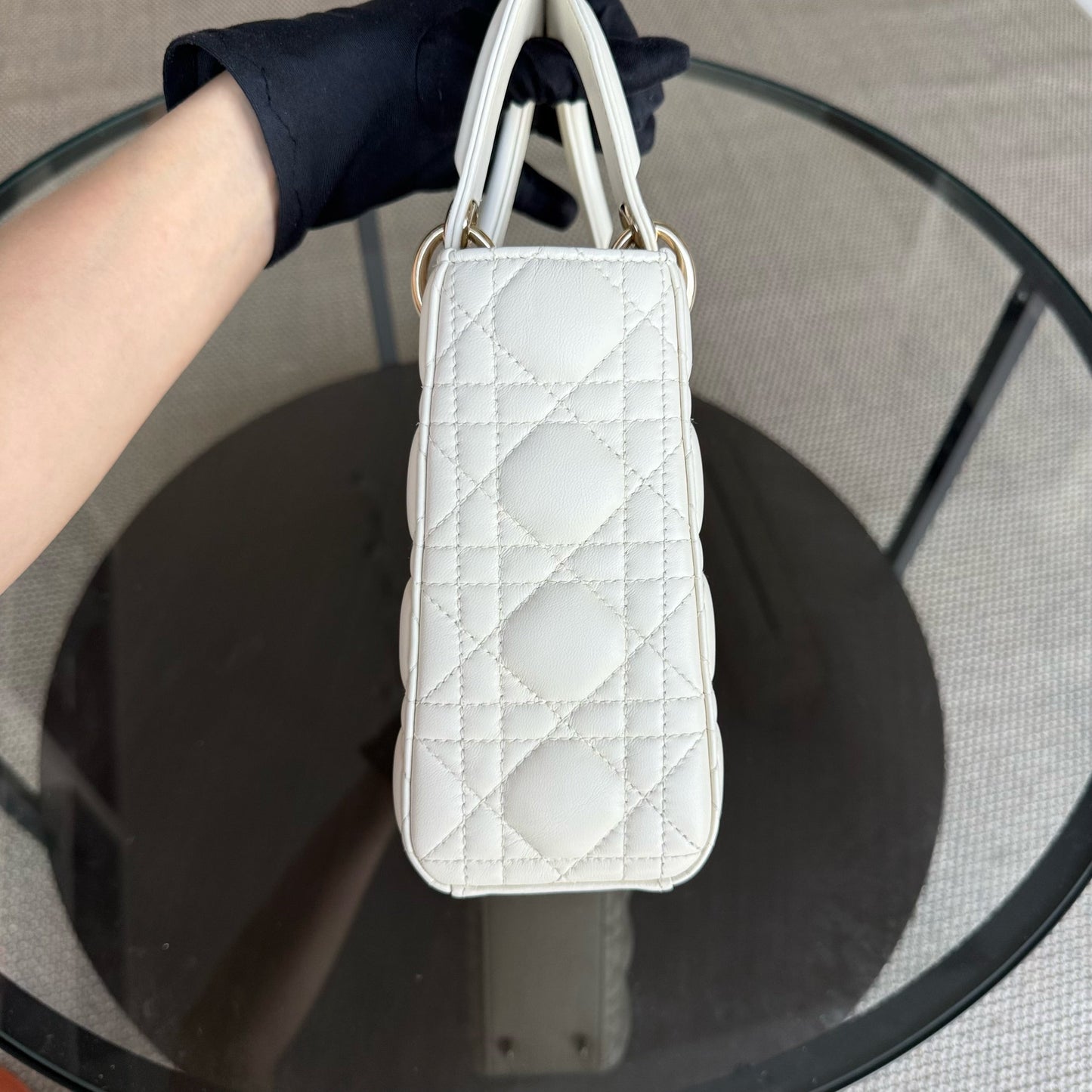 Kovancy Lady Petit - Cuir d'agneau Cannage blanc, quincaillerie dorée
