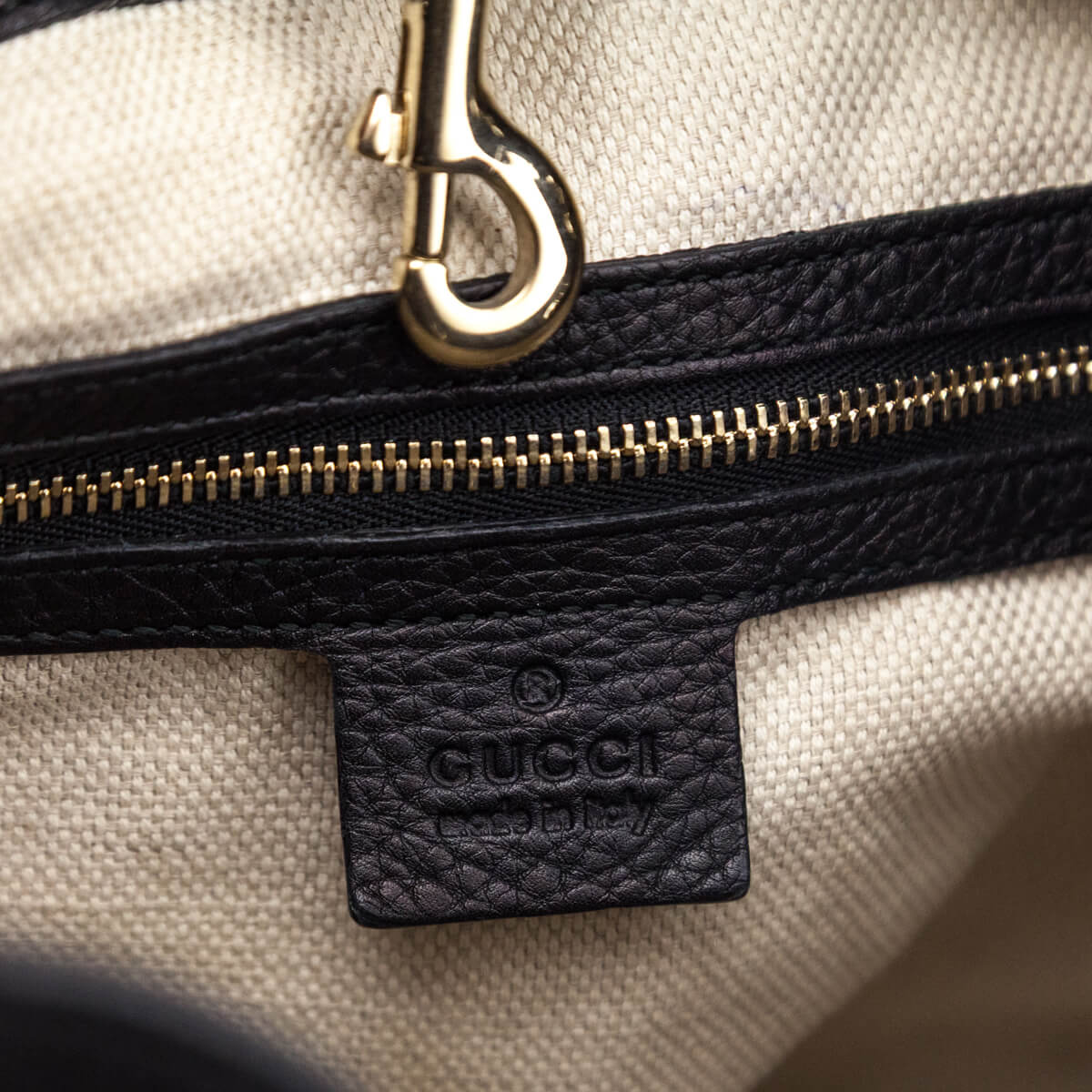 Kovancy Black Pebbled Calfskin Medium Soho Chain Shoulder Bag