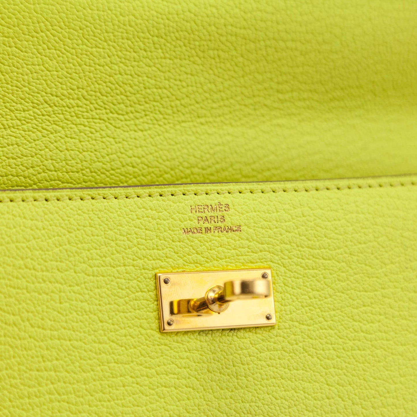 Kovancy Lime Chevre Mysore Kelly Longue Wallet