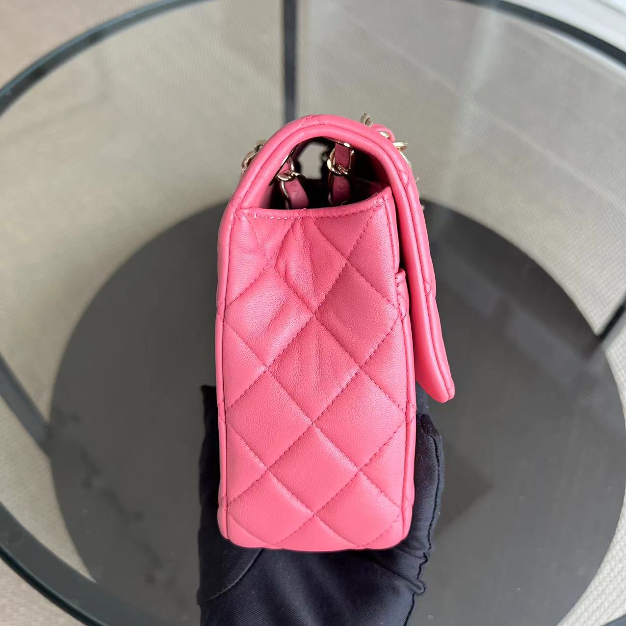 CHANEL Classic Flap Medium