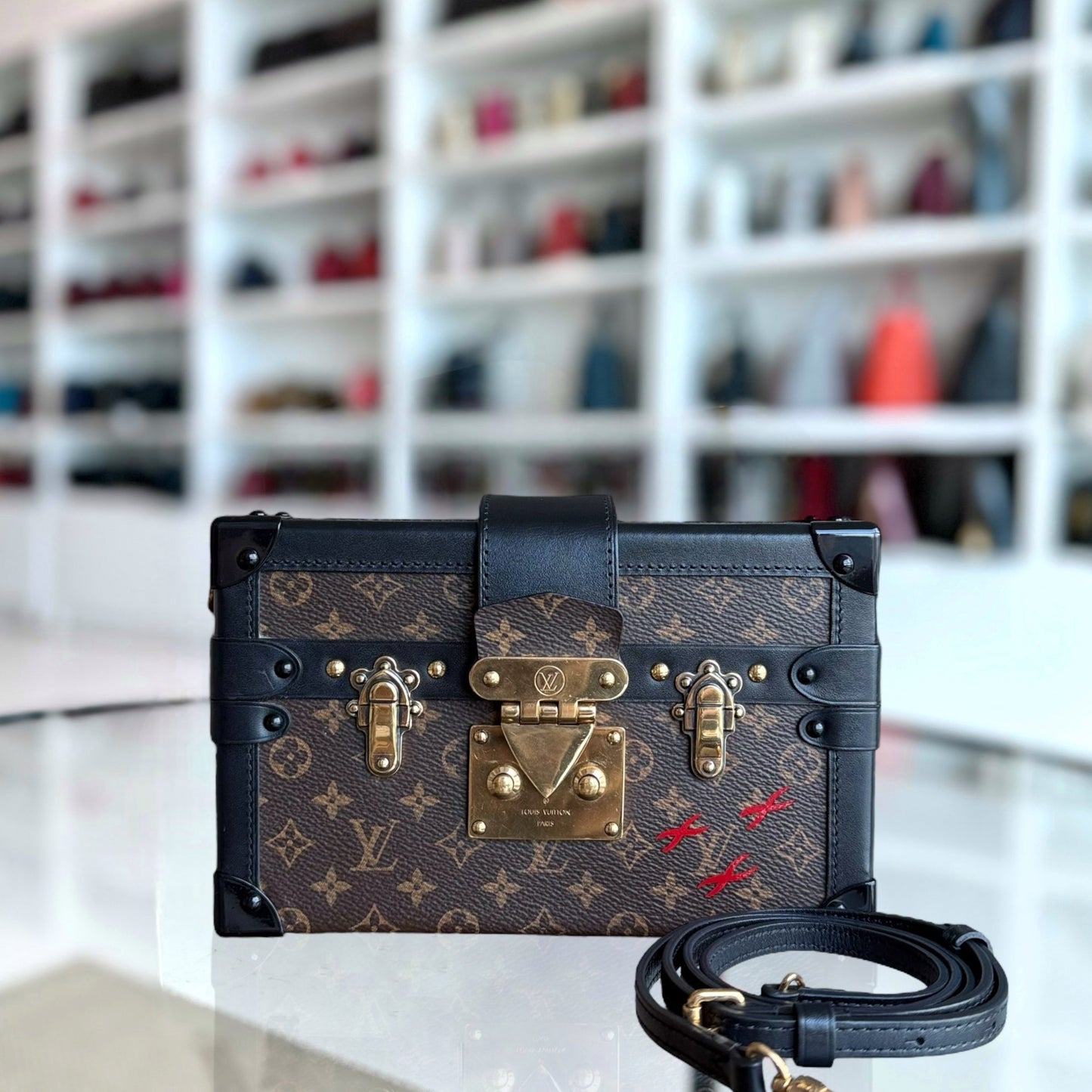 LVT Petite Malle - Monogram Canvas Shoulder Bag New version