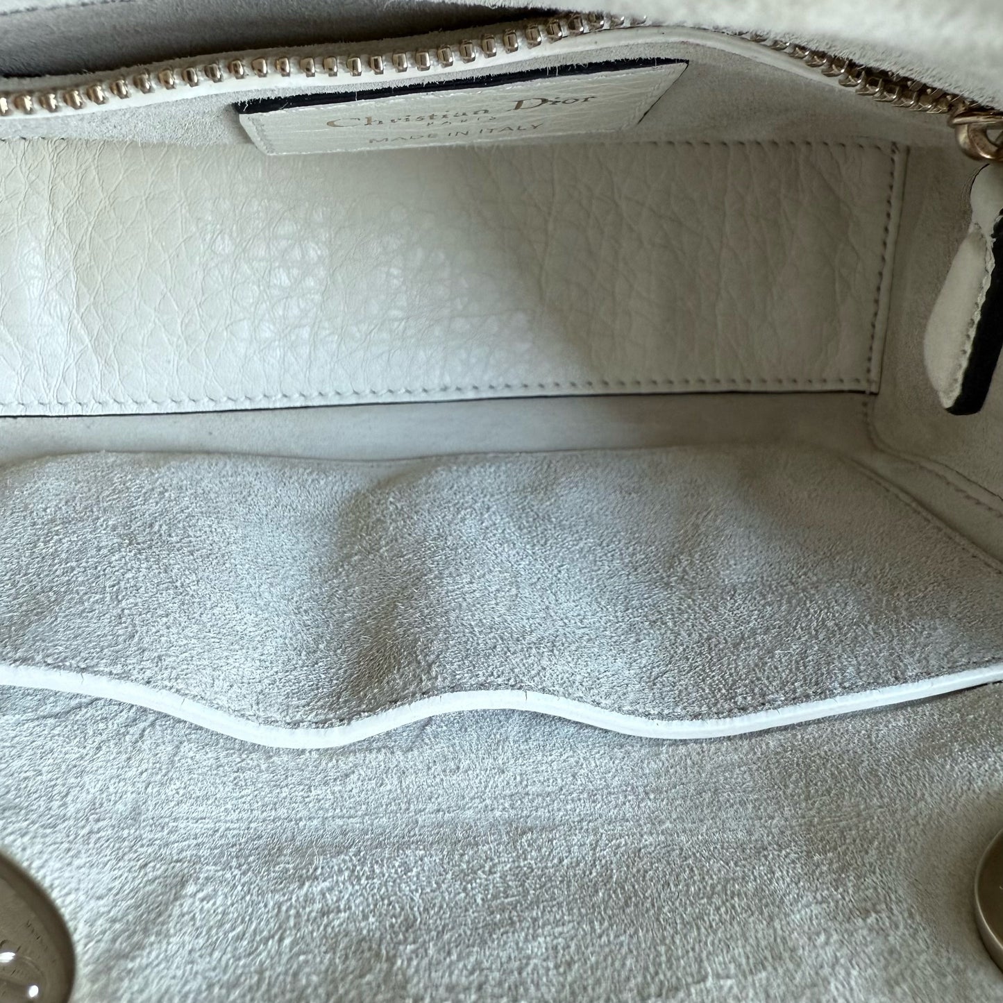 DIO Lady Mini - Cannage Grained Calfskin White gold hardware