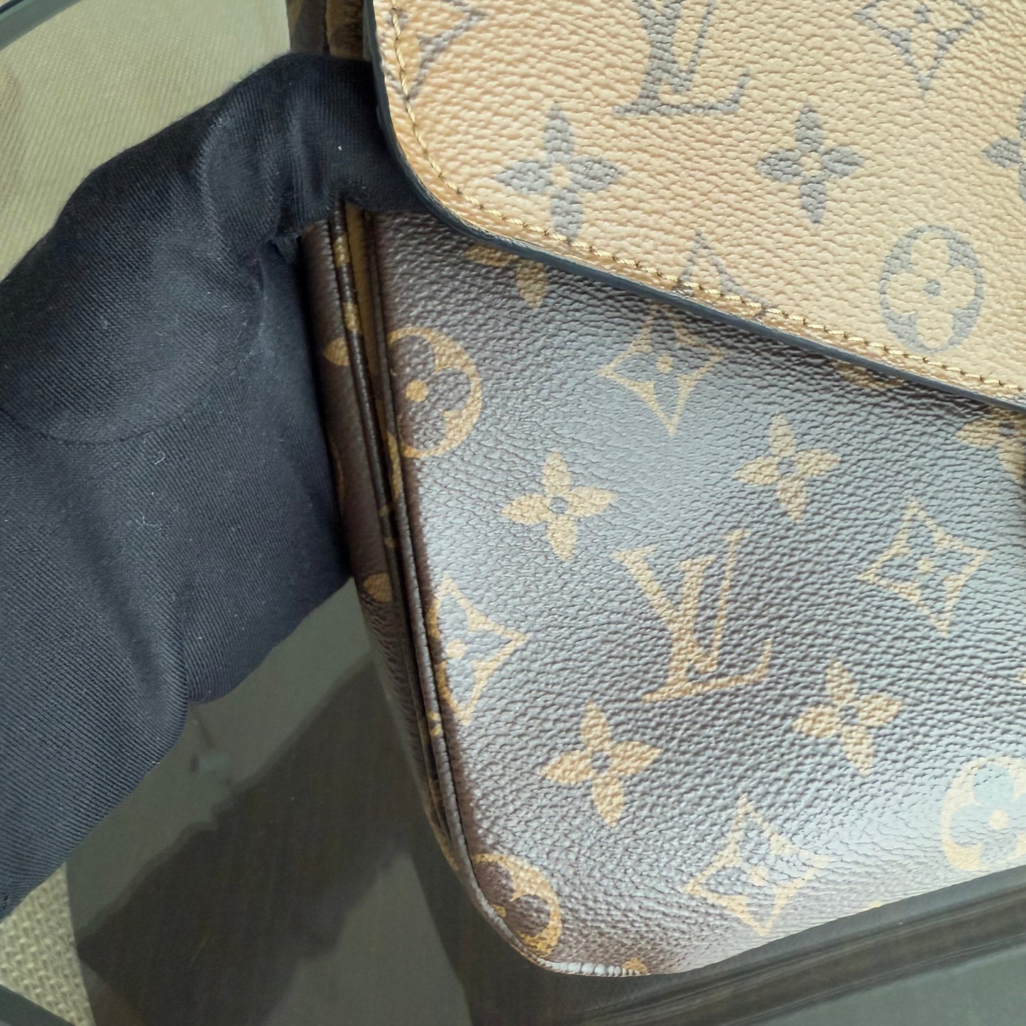 Kovancy Pochette Metis - Toile Monogram inversée Matériel doré
