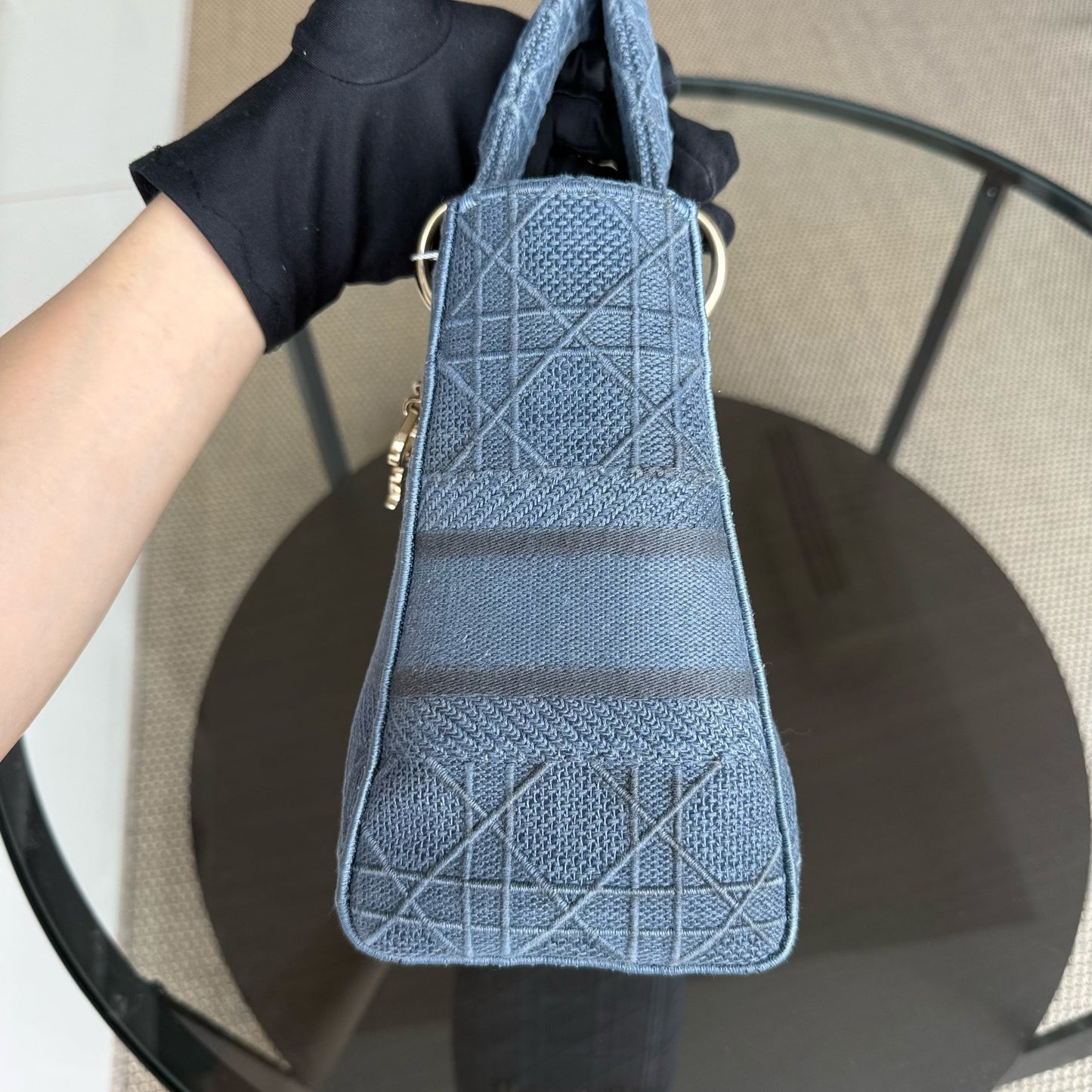 Kovancy Lady D-Lite - Cannage brodé bleu denim clair avec accessoires dorés