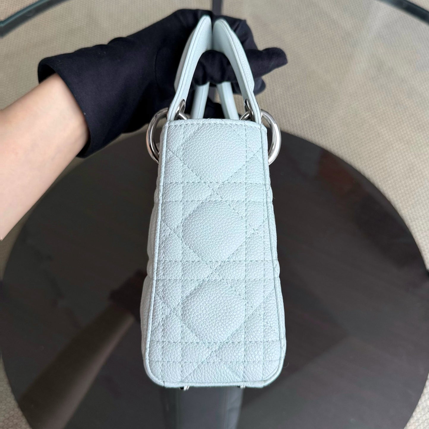 Kovancy Lady Mini - Cuir de veau grainé Cannage Glacier White Hardware argenté
