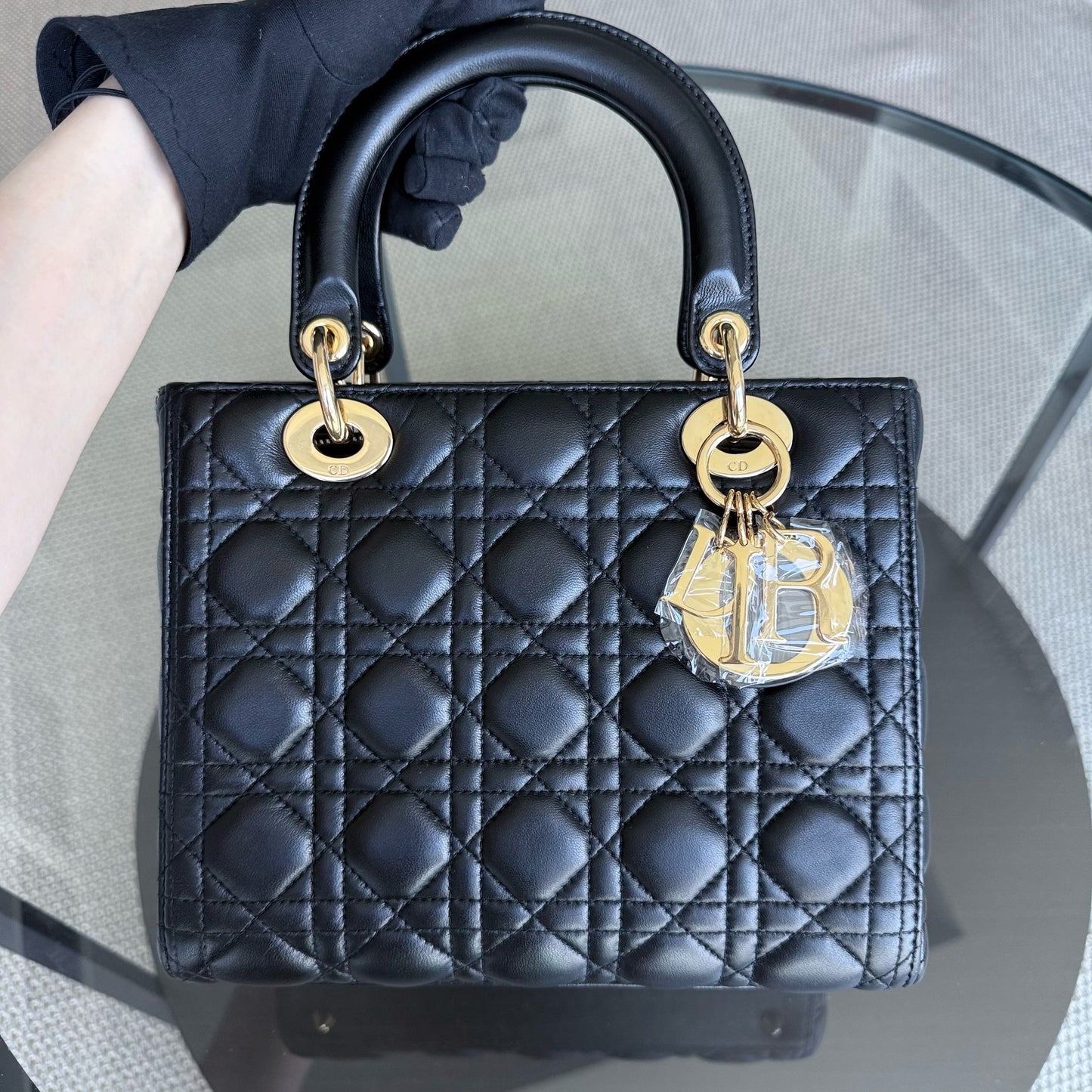 Kovancy Lady Moyen - Cuir d'agneau Cannage noir et matériel doré