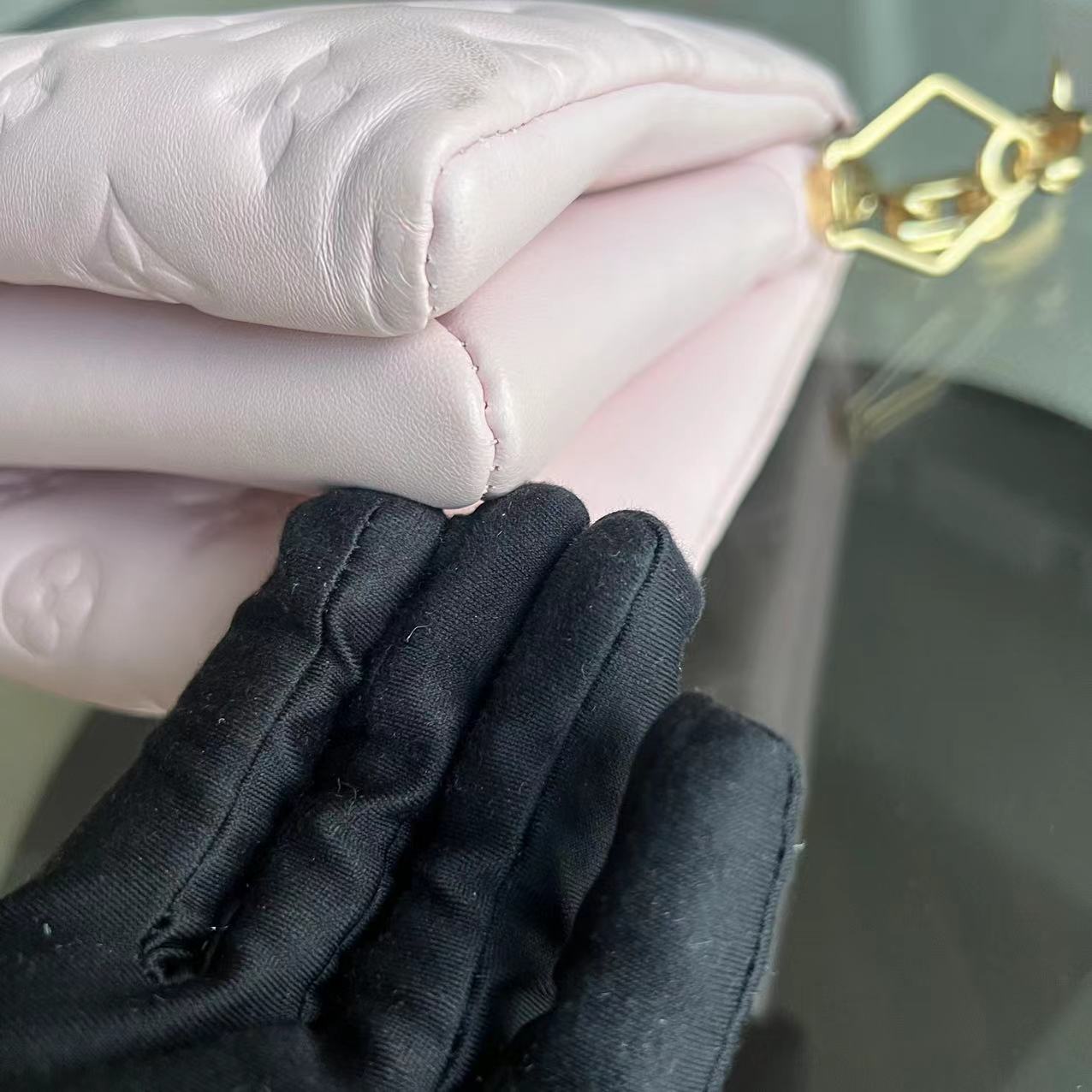 Kovancy Coussin PM Puffy Lambskin Violet Clair Matériel Doré