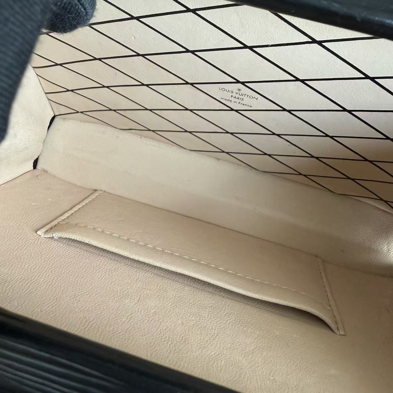 Kovancy Petite Malle - Sac bandoulière en cuir noir EPI