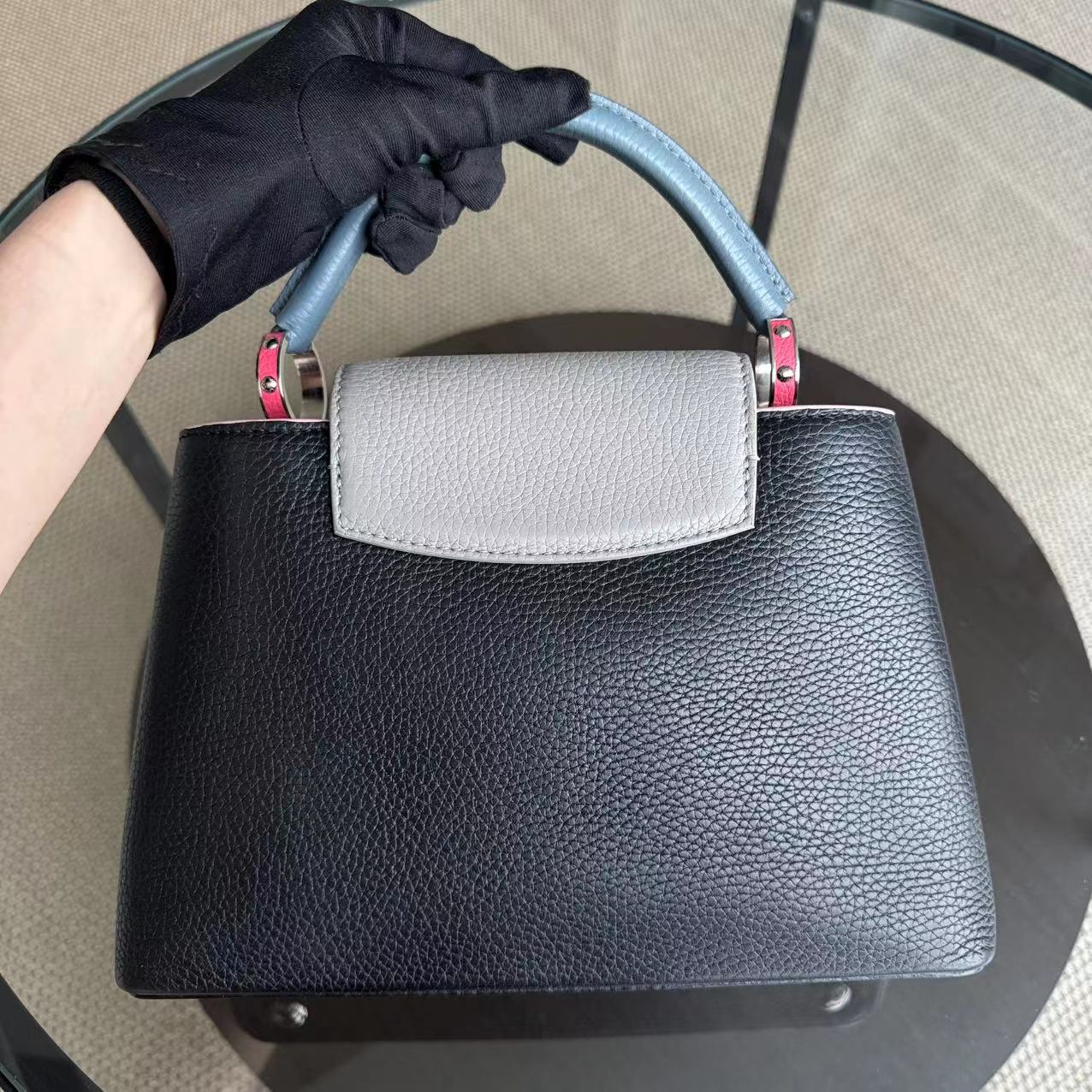 LVT Capucines BB tricolor Taurillon leather shoulder bag