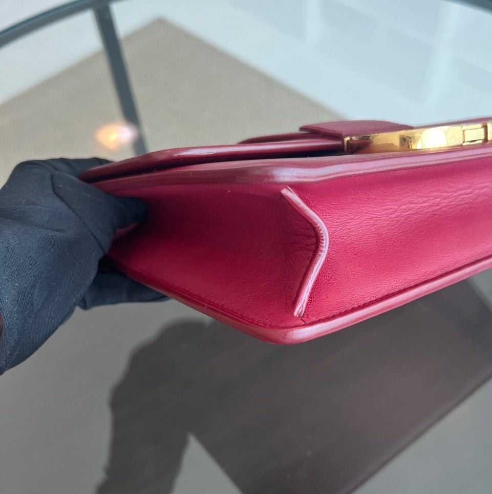 Kovancy 30 Montaigne - Sac bandoulière moyen en cuir de veau rouge GHW