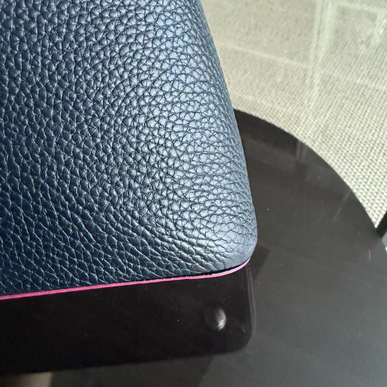 LVT Capucines - MM Black Taurillon Grained Calfskin Silver-tone Hardware
