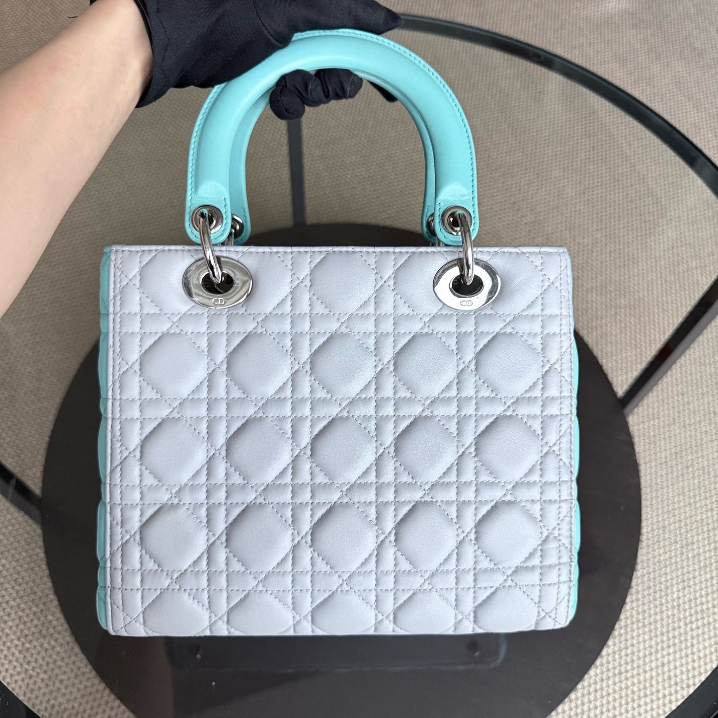Kovancy Lady Moyen - Cuir d'agneau Cannage bicolore cyan gris gris matériel argenté