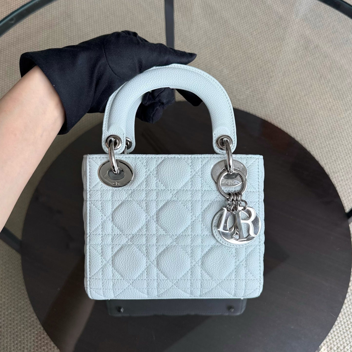 Kovancy Lady Mini - Cuir de veau grainé Cannage Glacier White Hardware argenté